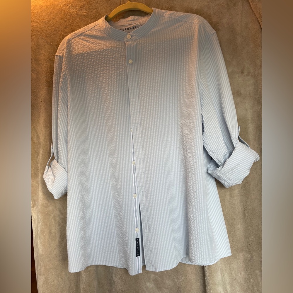EUC - Perry Ellis - Slim-fit Stretch Shirt - Size 2X - Light Blue